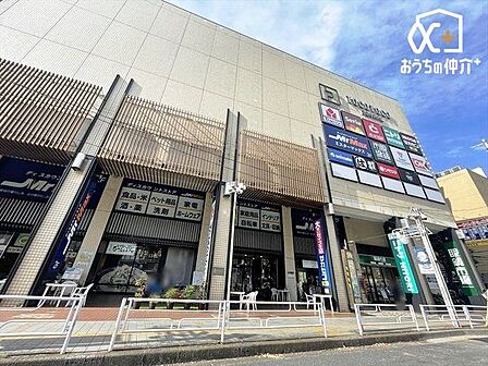 オーケー所沢店 徒歩4分。品揃え豊富なスーパーマーケットでございます。その他商業施設も多く並列しておりますので利便性が高いです。 300m