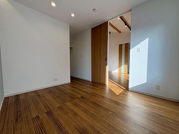 洋室