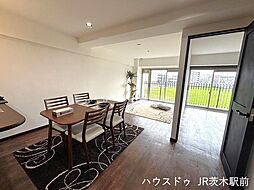 秀和南茨木レジデンス