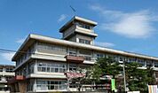 小学校「岡山市立千種小学校まで914ｍ」