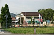 太子町立斑鳩幼稚園●電話番号　079-276-0496 640m