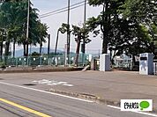 中学校「富士市立鷹岡中学校まで2014m」