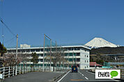 中学校「富士市立須津中学校まで1119m」