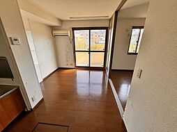 ローズコート砥堀 101 1階1DKのリビング/ダイニング