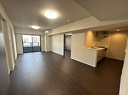 TUNAMAYO　RESIDENCE(ツナマヨレジデンス) 701 7階3LDKのリビング/ダイニング