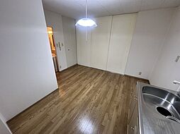 アムール安富 102 1階2LDKのリビング/ダイニング