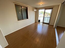 シャモニー 201 2階2LDKのリビング/ダイニング