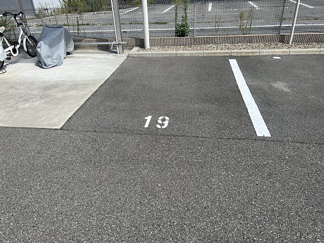 8 / 14