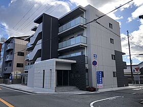 兵庫県姫路市五軒邸４丁目（賃貸マンション1LDK・1階・42.72㎡） その1