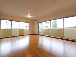 東京メトロ丸ノ内線 新高円寺駅 徒歩2分の賃貸マンション 4階1LDKのリビング/ダイニング