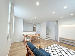 築浅物件「舞鶴七日市」3LDK　ＳＩＣ 3LDKのリビング/ダイニング