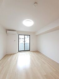 リトモ　フェリーチェ　VI 1階ワンルームのリビング/ダイニング