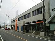 松山南郵便局 450m