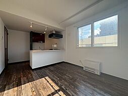 札幌市電2系統 西線9条旭山公園通駅 徒歩4分の賃貸マンション 5階1LDKのリビング/ダイニング