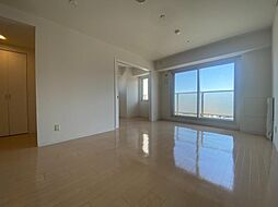 札幌市営東西線 西11丁目駅 徒歩4分の賃貸マンション 13階2LDKのリビング/ダイニング