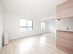 札幌市営東西線 西18丁目駅 徒歩10分の賃貸マンション 4階1LDKのリビング/ダイニング