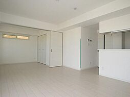 札幌市営東西線 西18丁目駅 徒歩18分の賃貸マンション 4階2LDKのリビング/ダイニング