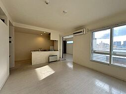 札幌市営東西線 西11丁目駅 徒歩10分の賃貸マンション 2階2LDKのリビング/ダイニング