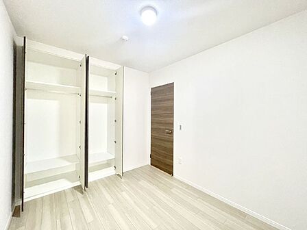 内装「無料オンライン相談」受付中!収納が充実しているので居住スペースを広々使えます