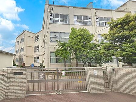 小学校 690m 足立区立扇小学校