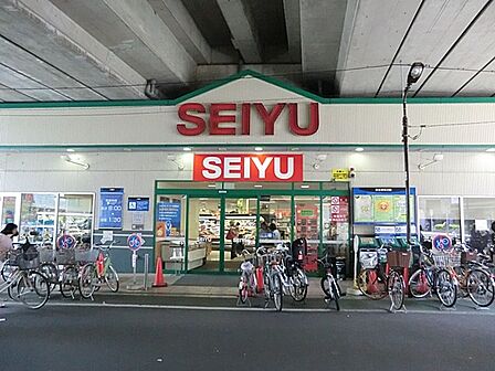 スーパー 600m 西友中村橋店