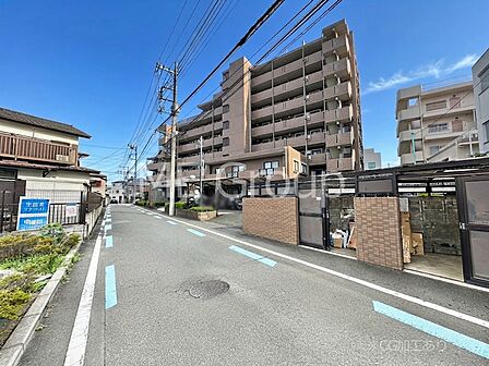 溢れる陽光でご家族の笑顔も輝く
