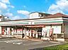 周辺：コンビニ 600m セブン-イレブン 川口戸塚4丁目店