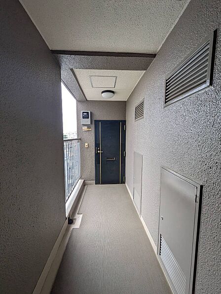 家族の帰宅やお客様をあたたかく迎える玄関