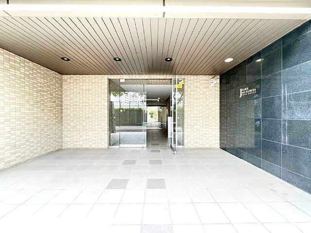 エントランス ジェイパーク王子神谷 1階/-