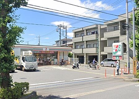 コンビニ 600m セブン-イレブン 朝霞幸町1丁目店