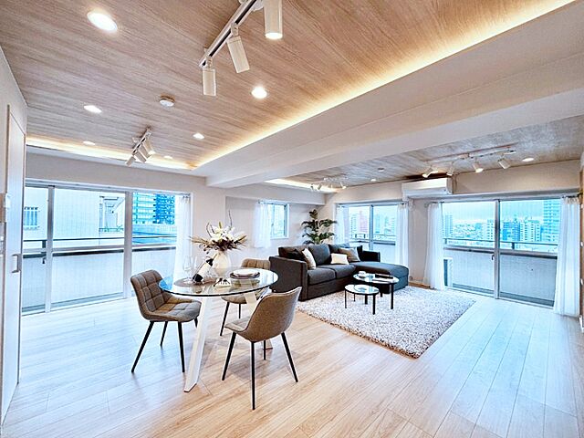 リビング/ダイニング 新宿区西新宿4丁目