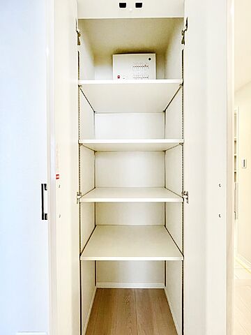 収納 ステーションガーデンタワー 27階/-