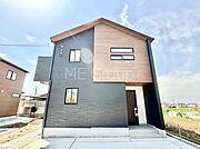 洗練された外観、上質な住空間が広がる室内は永く安心して過ごせる住居です。 
