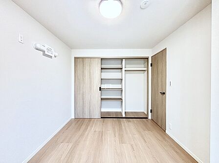 収納が充実しているので居住スペースを広々使えます
