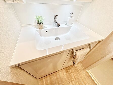 設備「無料オンライン相談」受付中!ハンドシャワー付き!使いやすい洗面台。