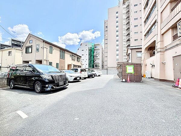 駐車場を拡大表示