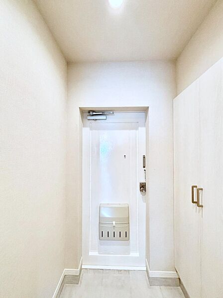 内装「無料オンライン相談」受付中!家族の帰宅やお客様をあたたかく迎える玄関