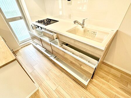 設備「無料オンライン相談」受付中!使いやすさを優先したスライド式収納タイプ!