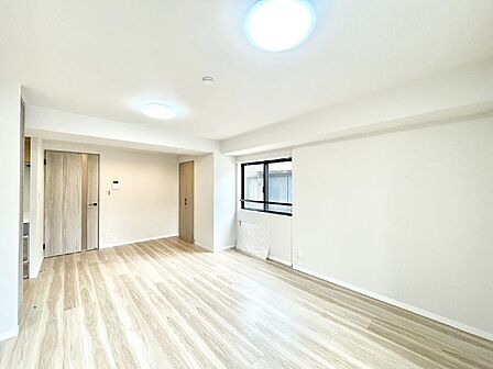 内装「無料オンライン相談」受付中！落ち着いた雰囲気のＬＤＫは家族みんなの快適空間