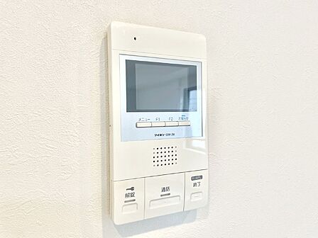 設備「無料オンライン相談」受付中！訪問者が一目でわかる安心のＴＶモニター付きインターホン。   