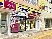 ミニストップ大手門3丁目店 徒歩3分。 210m