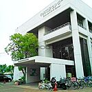 福岡市中央図書館 徒歩15分。 1140m