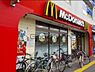 周辺：マクドナルド六本松駅前店 徒歩6分。 460m