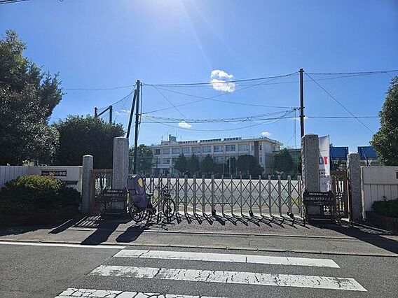 川崎市立登戸小...