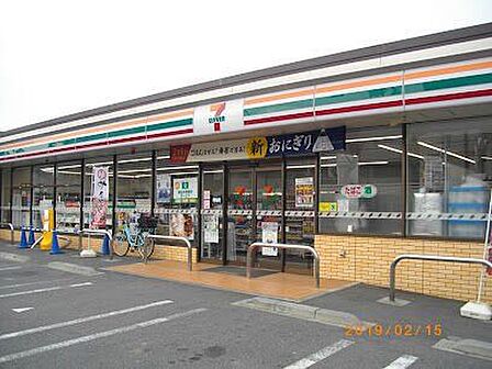 セブンイレブン川崎宮前平駅西店 130m