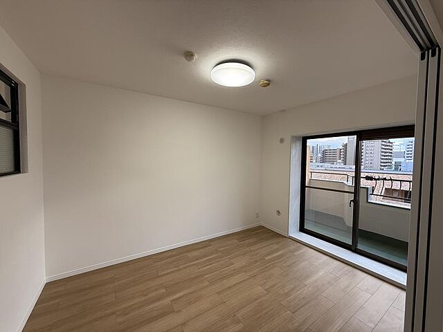 洋室 ライオンズマンション西公園第二~フルリノベ×周辺施設充実~ 8階/802