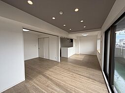 ライオンズガーデン南仙台~リノベ×角部屋・3面採光×駅徒歩6分~ 301 4LDKのリビング/ダイニング