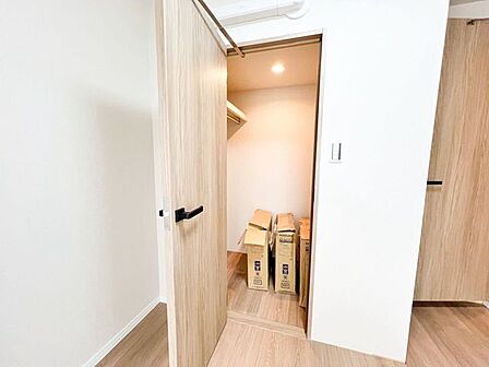 ウォークインクローゼット