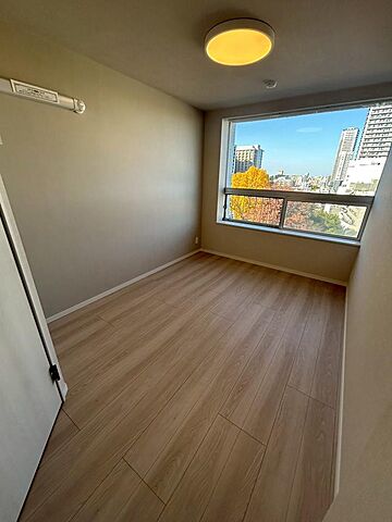 洋室 湯島ハイタウンA棟 13階/-