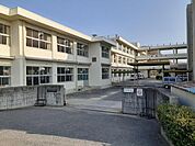 幸千中学校まで600m
